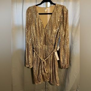 VENUS Gold Sequin Long Sleeve Dress